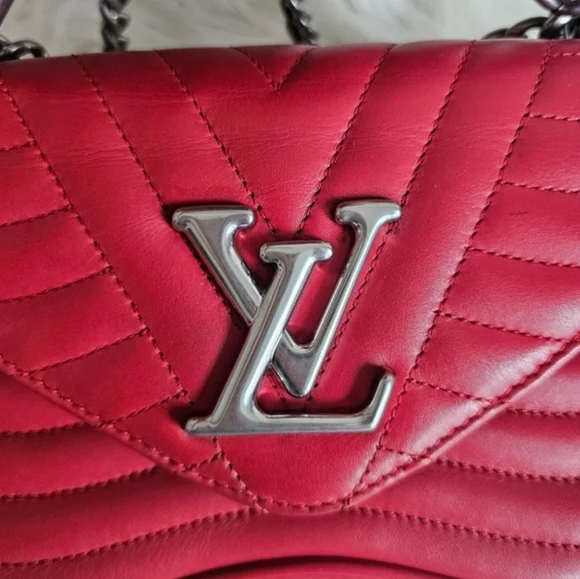 ♥️ LV New Wave ♥️ - Picture 9 of 16